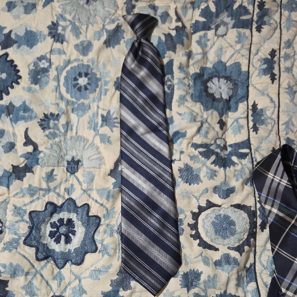 Puritan Navy and Silver Striped Tie
